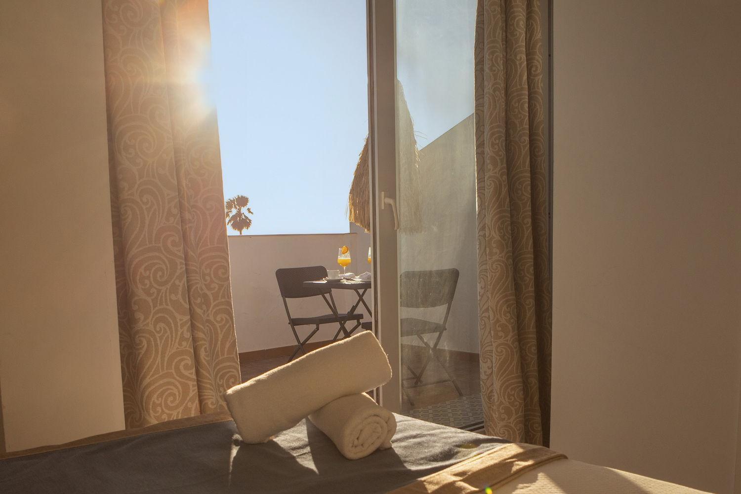 Hotel Playa Conil - Beachfront Studios & Suites Conil De La Frontera Buitenkant foto